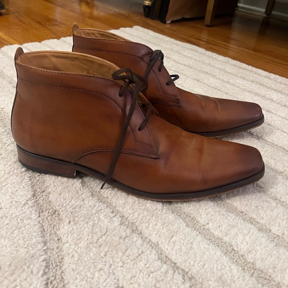 Men’s Brown Chukka Boot - Picture 2 of 5